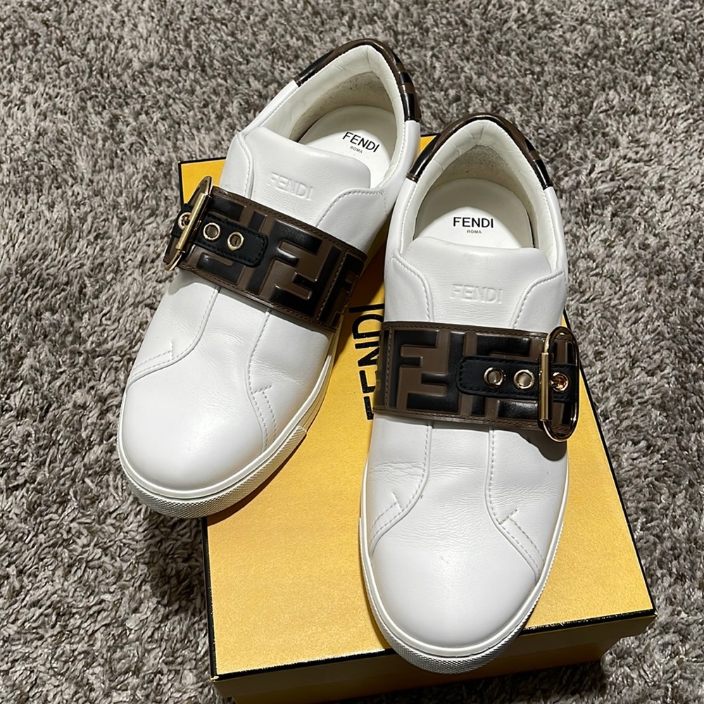 Fendi Size 39 Sneakers